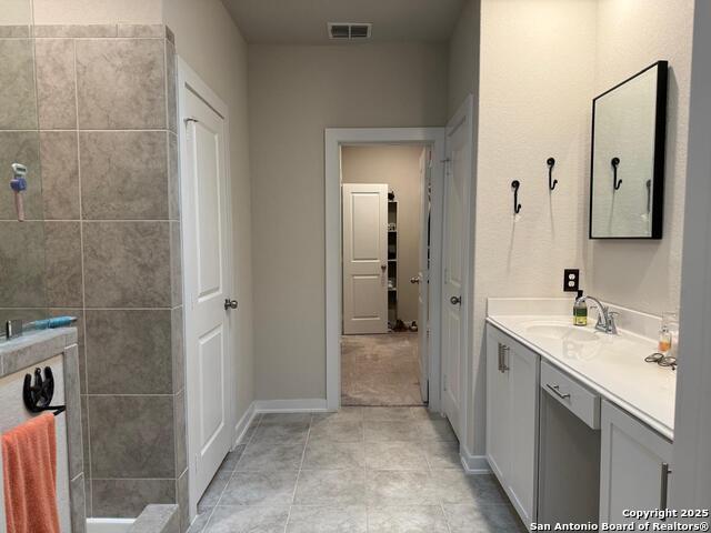 Image 8 of 29 For 4422 Tiger Run