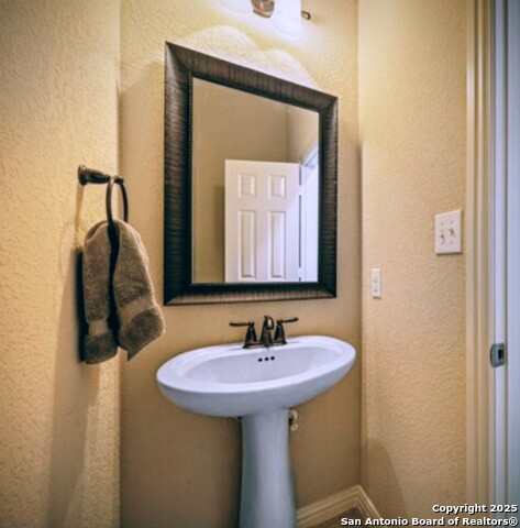 Image 24 of 52 For 28914 Diana Fls