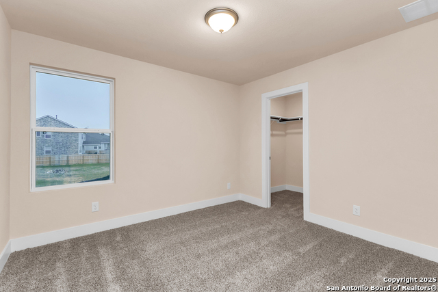 Listing photo id 17 for 7230 Walker Loop