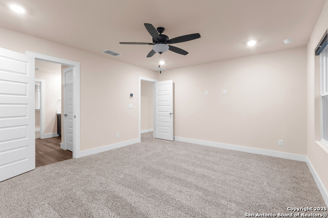 Listing photo id 24 for 7230 Walker Loop