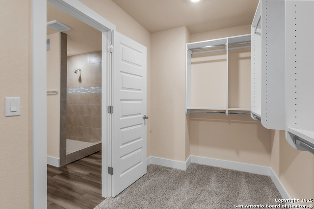 Listing photo id 28 for 7230 Walker Loop