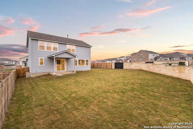 Listing photo id 29 for 7230 Walker Loop