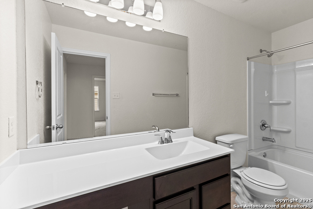 Image 13 of 26 For 547 Deer Crest