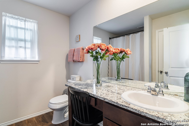 Image 20 of 32 For 13511 Waxman Spark