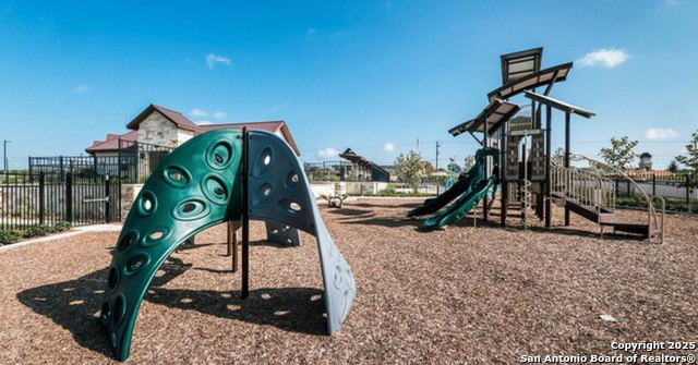 Image 27 of 32 For 13511 Waxman Spark