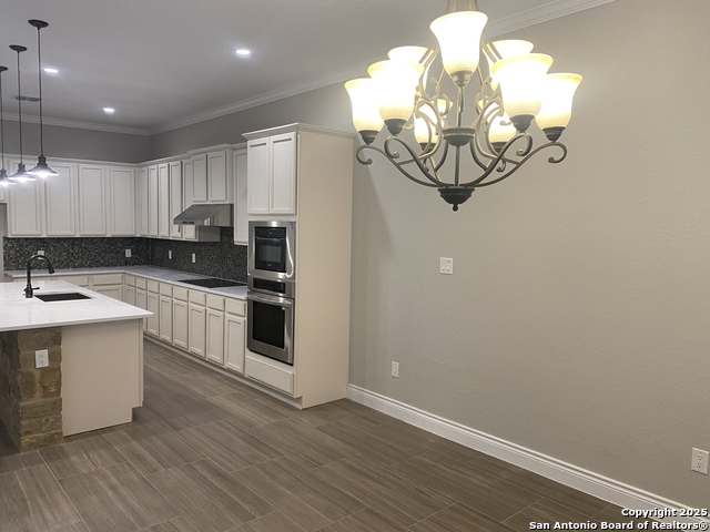 Image 12 of 39 For 4803 Viewcrest