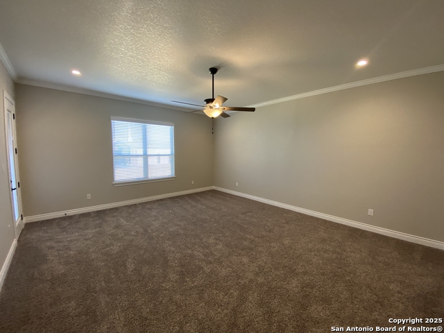 Image 18 of 39 For 4803 Viewcrest