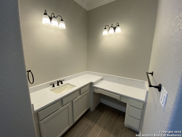 Image 26 of 39 For 4803 Viewcrest