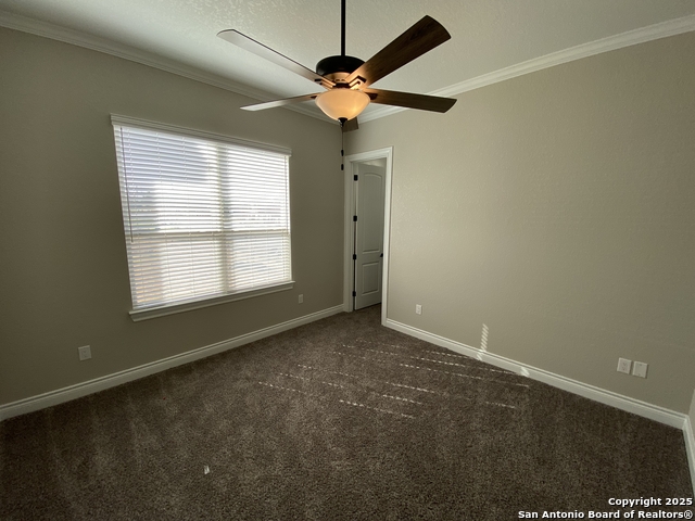 Image 30 of 39 For 4803 Viewcrest