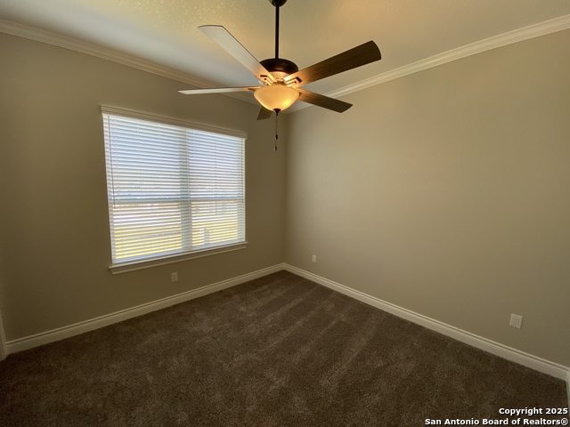 Image 35 of 39 For 4803 Viewcrest