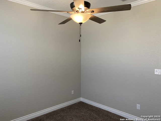 Image 37 of 39 For 4803 Viewcrest