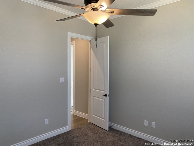 Image 38 of 39 For 4803 Viewcrest