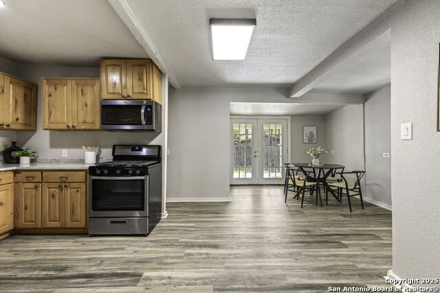 Listing photo id 5 for 846 San Angelo