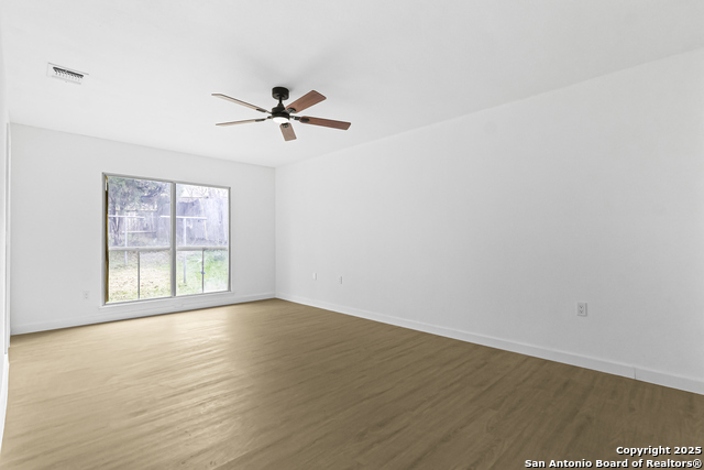 Image 13 of 26 For 12411 Bret Springs