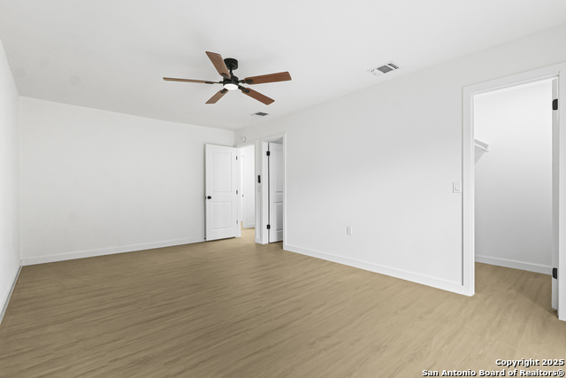 Image 16 of 26 For 12411 Bret Springs