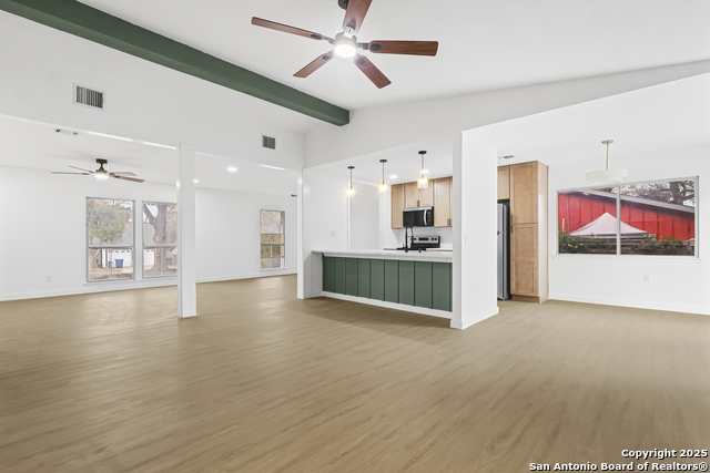 Image 2 of 26 For 12411 Bret Springs