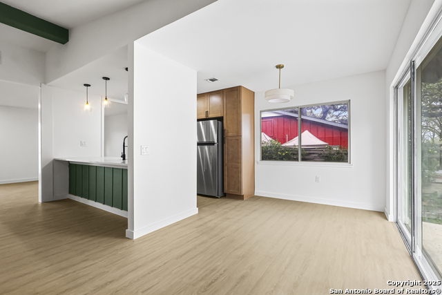 Image 4 of 26 For 12411 Bret Springs