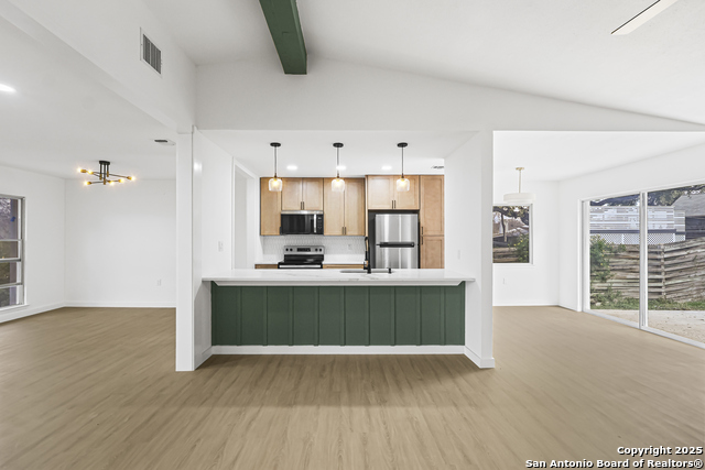 Image 6 of 26 For 12411 Bret Springs