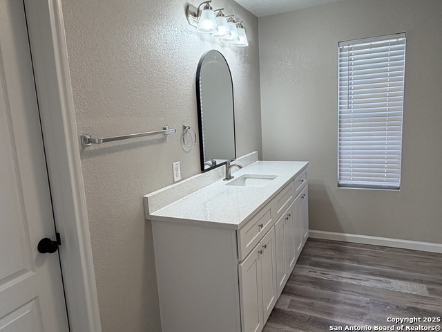 Image 17 of 34 For 6138 Wisteria