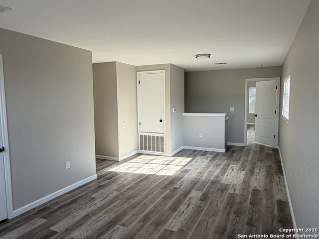 Image 25 of 34 For 6138 Wisteria