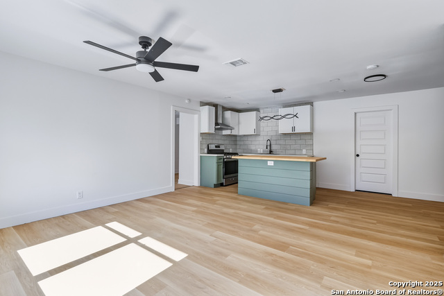 Image 2 of 16 For 7409 Sage Oak