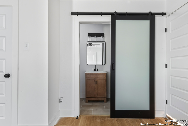 Image 8 of 16 For 7409 Sage Oak