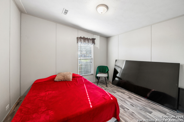 Image 21 of 45 For 23307 Hickory Shadow