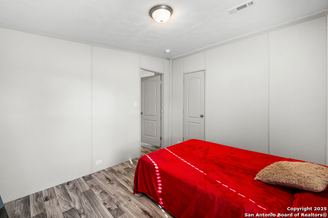 Image 23 of 45 For 23307 Hickory Shadow