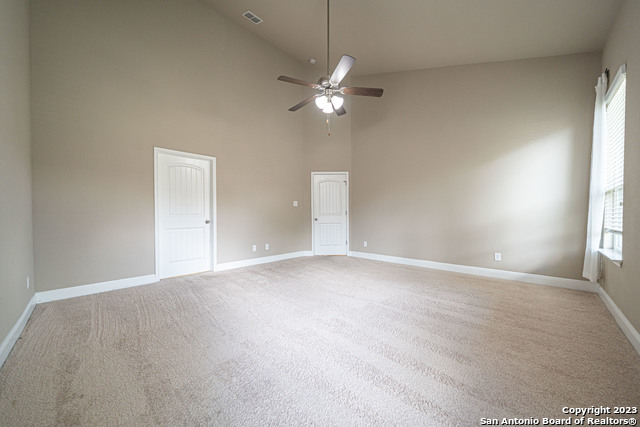 Image 23 of 49 For 12911 Brewster