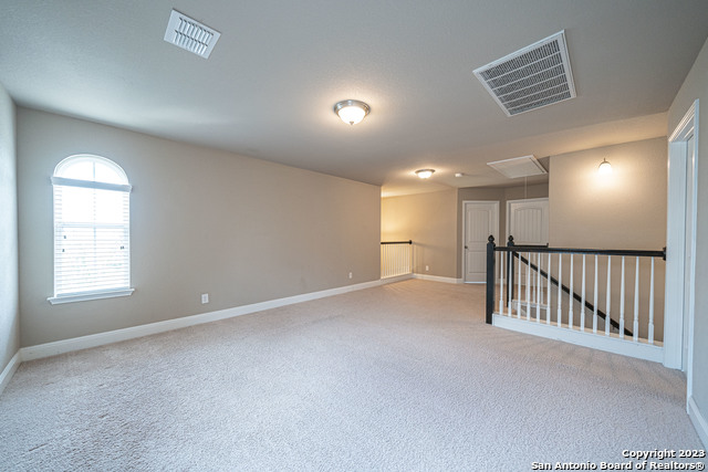 Image 34 of 49 For 12911 Brewster