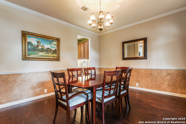 Image 11 of 37 For 913 Desert Bluff