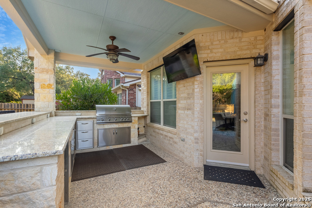 Image 32 of 37 For 913 Desert Bluff