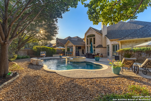 Image 33 of 37 For 913 Desert Bluff