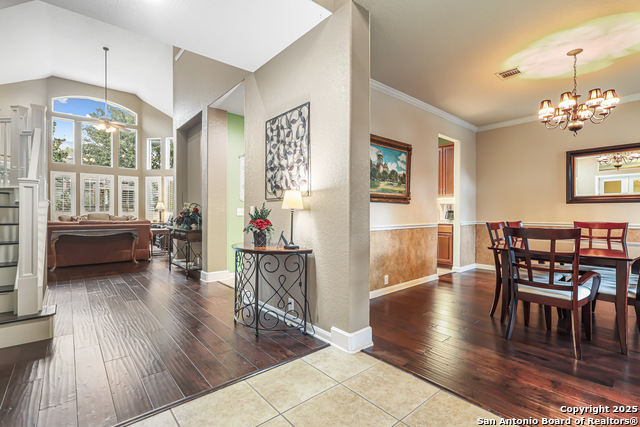 Image 5 of 37 For 913 Desert Bluff