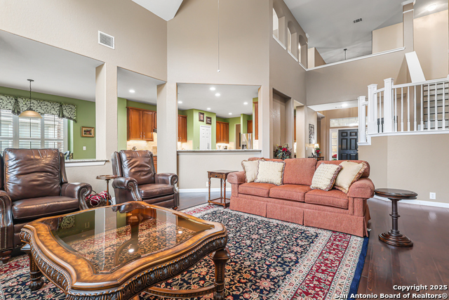 Image 8 of 37 For 913 Desert Bluff