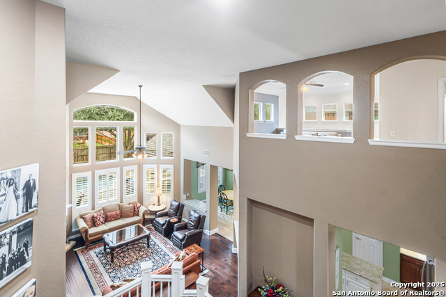 Image 9 of 37 For 913 Desert Bluff