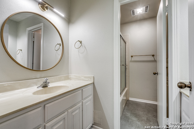 Image 19 of 25 For 11807 Sunburst  403