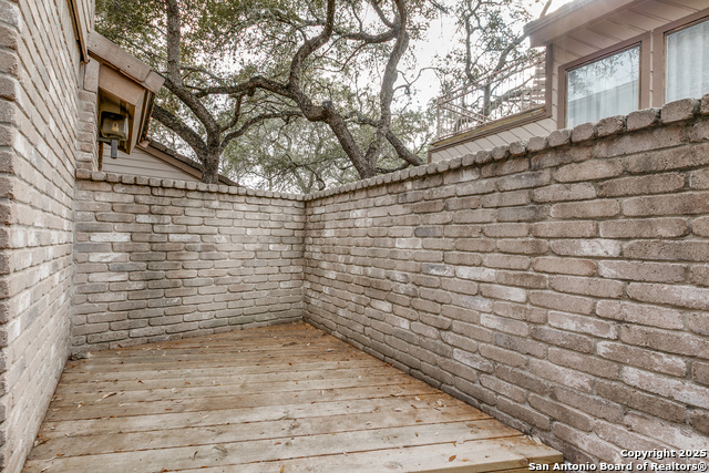 Image 20 of 25 For 11807 Sunburst  403