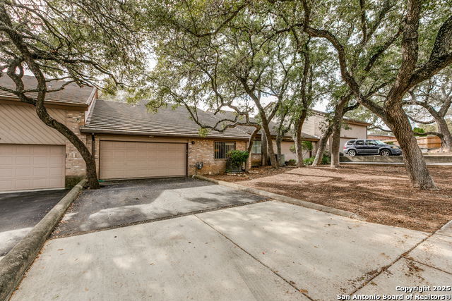 Image 21 of 25 For 11807 Sunburst  403