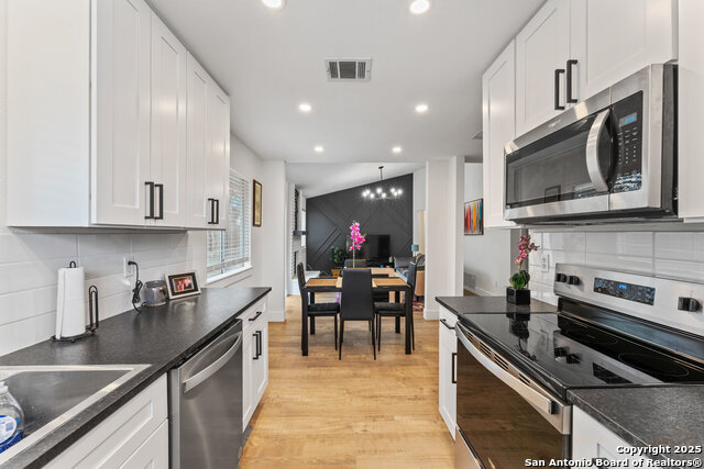 Image 11 of 32 For 3322 Stoney Mist