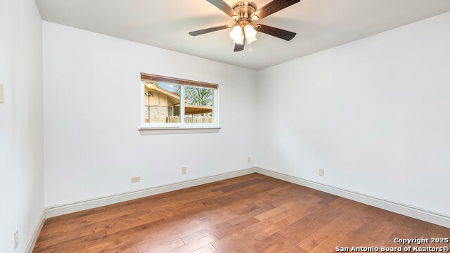 Image 11 of 22 For 6815 Mickey Mantle