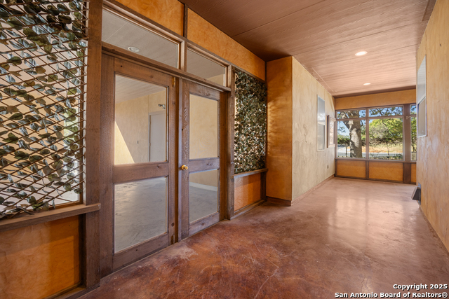 Image 13 of 28 For 1200 Doe Run