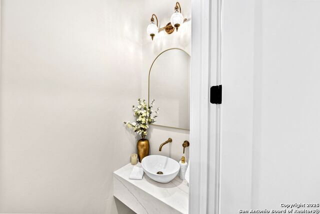 Listing photo id 30 for 1583 Palomino Springs