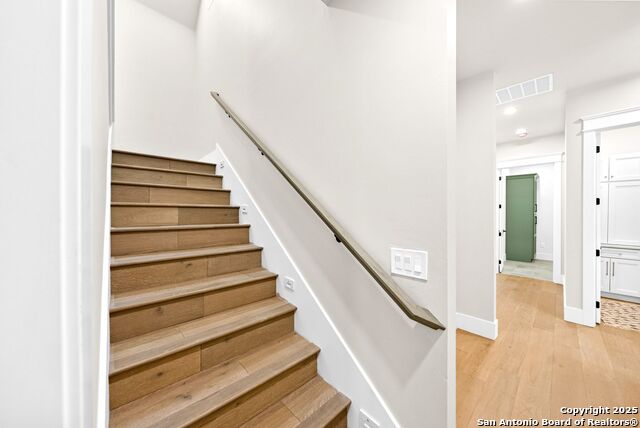 Listing photo id 41 for 1583 Palomino Springs