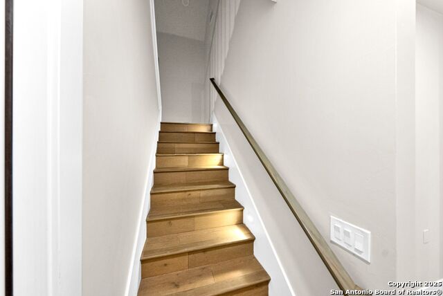 Listing photo id 42 for 1583 Palomino Springs