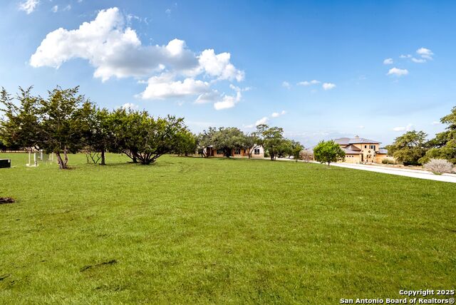 Listing photo id 55 for 1583 Palomino Springs