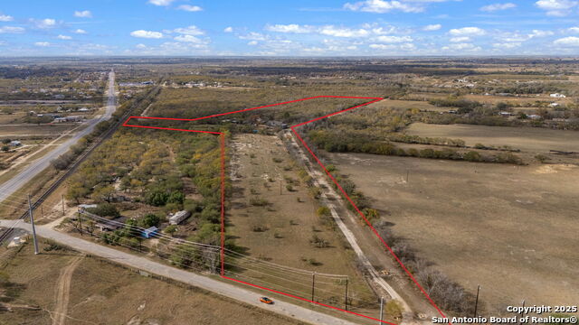 Details for 155 County Road 6712, Natalia, TX 78059