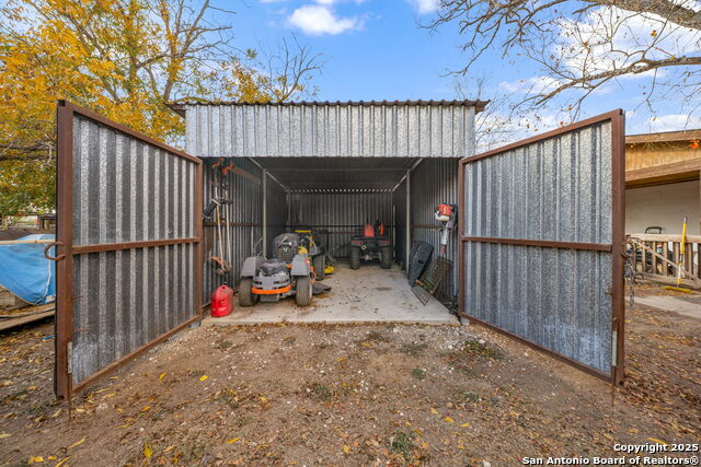 Listing photo id 28 for 155 County Road 6712