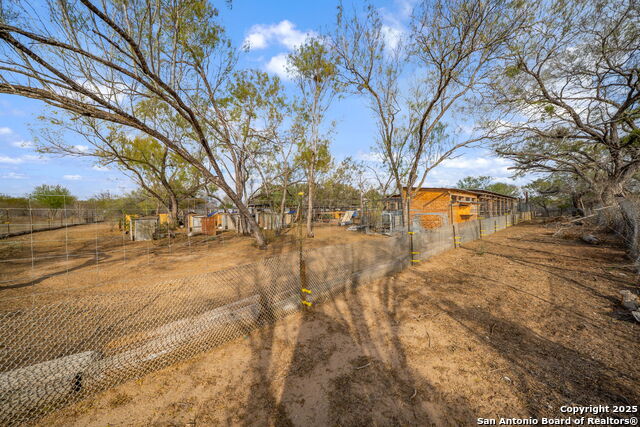 Listing photo id 35 for 155 County Road 6712