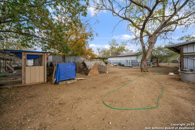 Listing photo id 39 for 155 County Road 6712